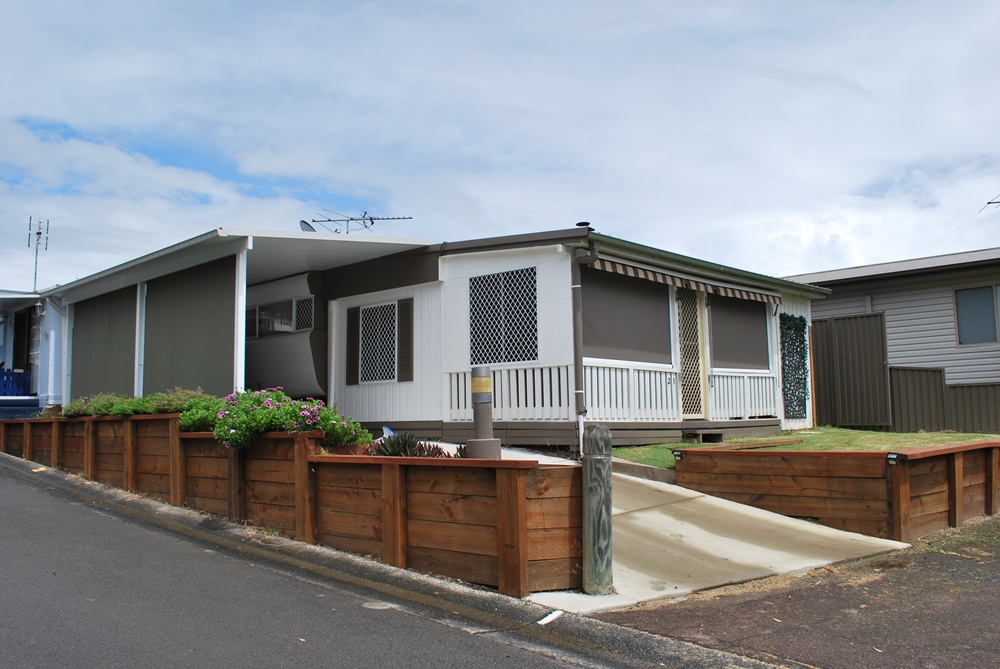 For Sale Jasmine Lakeside Village